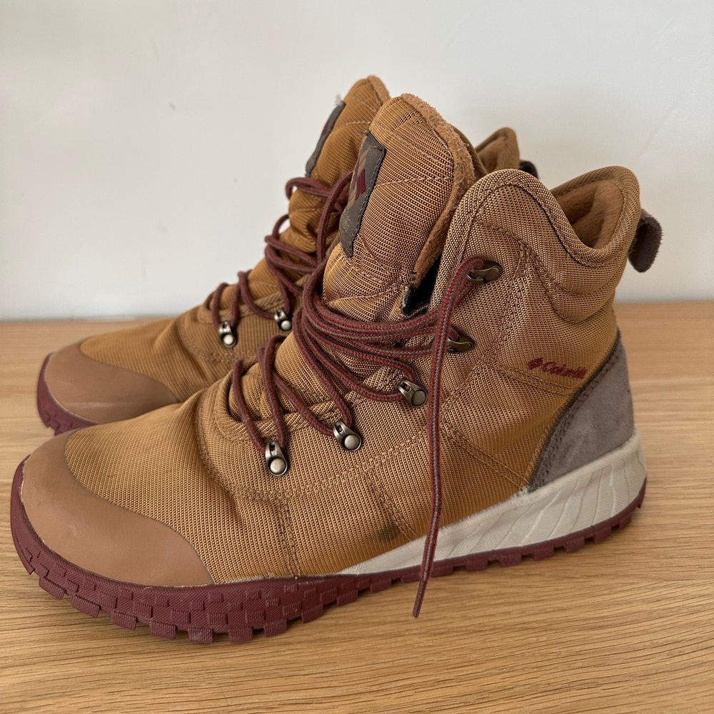 Columbia Men's Fairbanks Omni-Heat Snow Boot